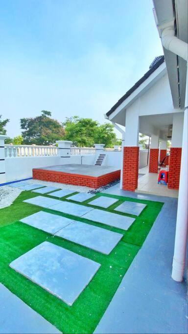 3 Storey Swimming Pool&Projector House Setia Alam Shah Alam Dış mekan fotoğraf